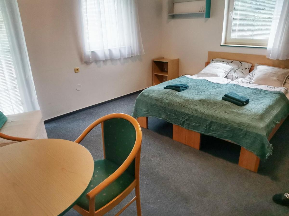Penzion Pastviny Esterno foto